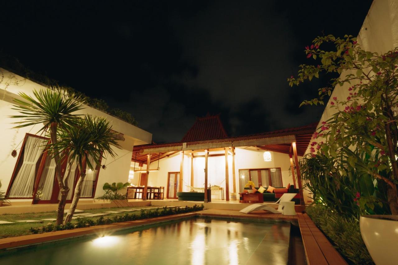 Villa Orked 3 With Family Room Seminyak Esterno foto